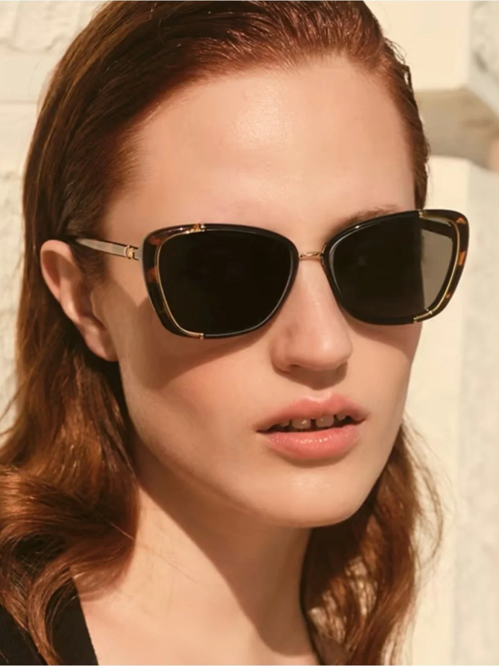 Tory Burch Eleanor cat-eye sunglasses Tortoise black frame metallic rim case